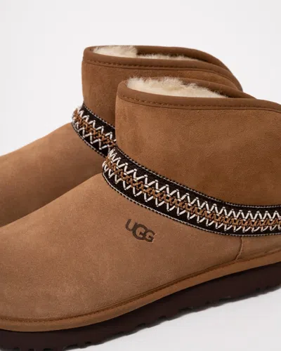 Ugg W Classic Mini Crescent In Brown
