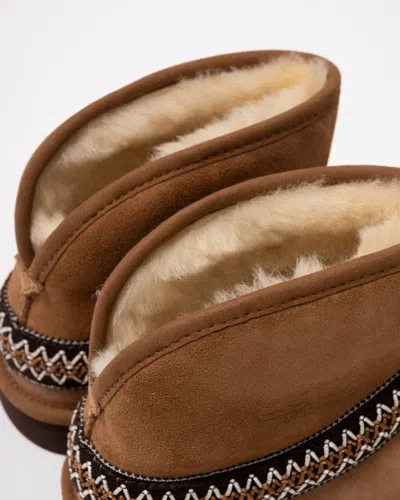 Ugg W Classic Mini Crescent In Brown