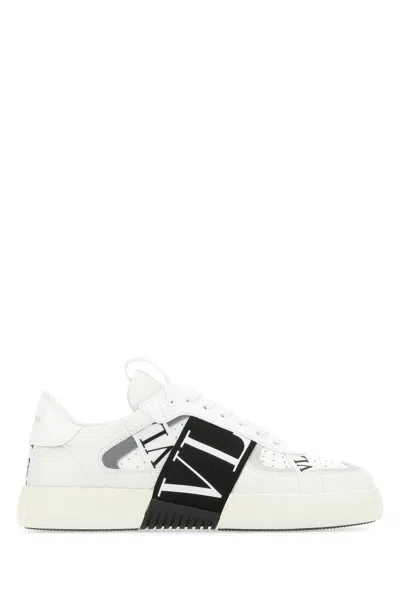 Valentino Garavani Low-top Calfskin Vl7n Sneaker In White