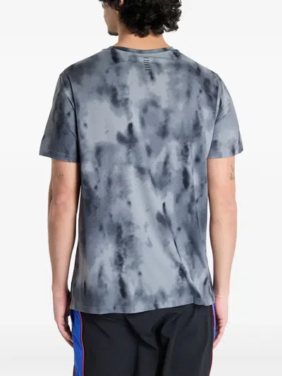 Under Armour Launch Elite T-shirt In Gray