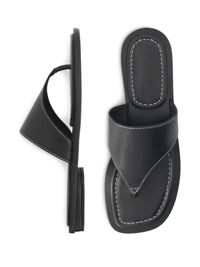 Bernardo Agora Thong Leather Sandals In Black