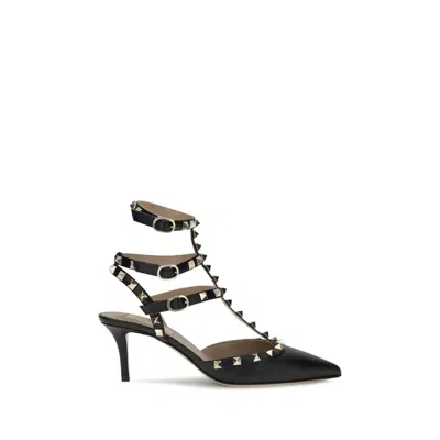 Valentino Garavani Pointed Toe Studded Embellishments Pumps In Black