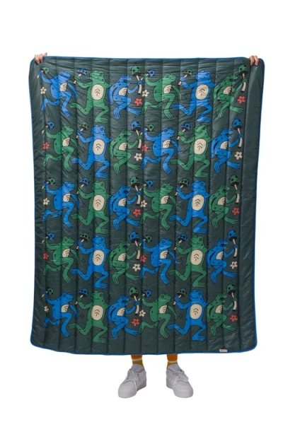 Parks Project Dancin' Frogs Recycled Camp Blanket