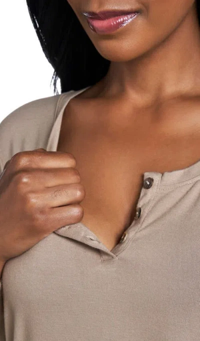 Everly Grey Maternity Laina Top & Pants /nursing Pajama Set In Neutral