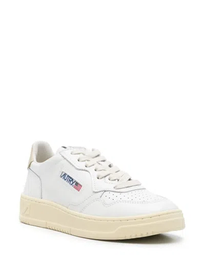 Autry Medalist Leather Low-top Sneakers In White