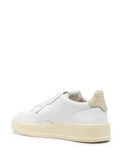 Autry Medalist Leather Low-top Sneakers In White