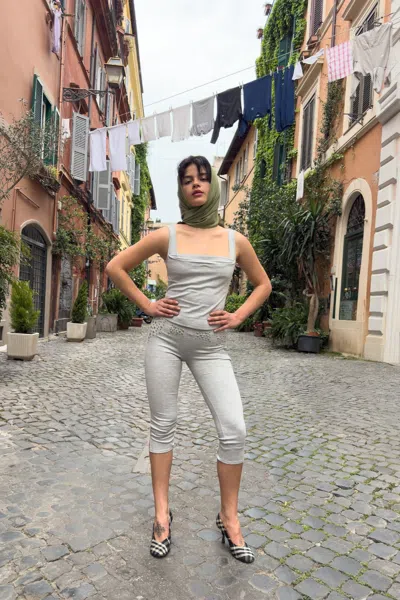 Pf25 Cher Capri