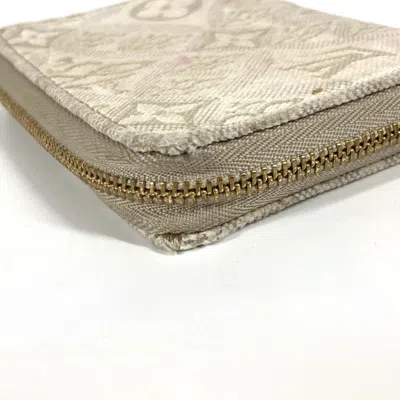 Pre-owned Louis Vuitton White Canvas Leather Coin Purse/coin Case ()