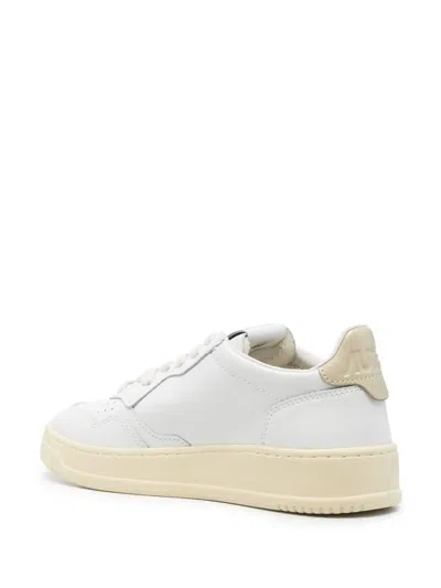 Autry Medalist Leather Low-top Sneakers In White