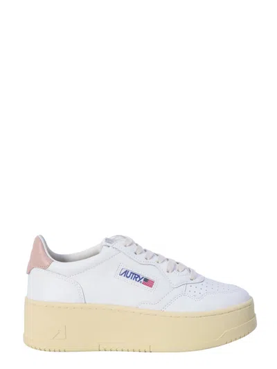 Autry Low Top Medialist Platform Sneakers In White