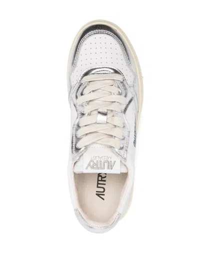 Autry Medalist Low Two-tone Sneakers In White And Metallic Silver Leather In Multi