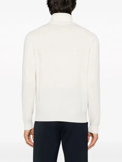 Malo Shaved Cyclist Turtleneck Knit Sweater In White