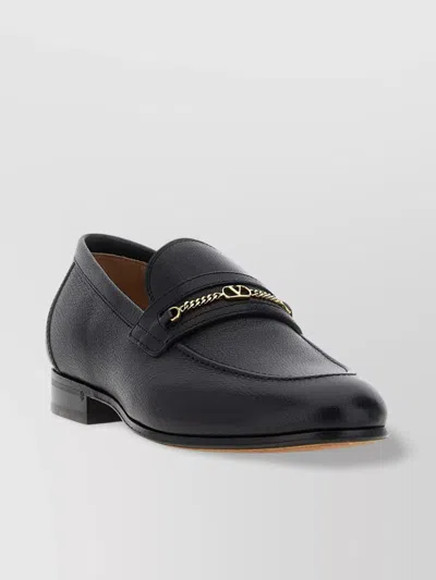 Valentino Garavani Vlogo Signautre Leather Loafers In Black