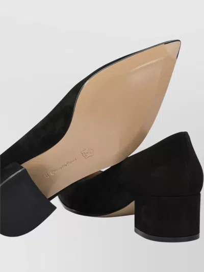 Gianvito Rossi Black Suede Pumps In Black