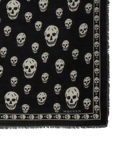 Alexander Mcqueen Mcqueen Skull Print Wool Fringe Scarf In Black