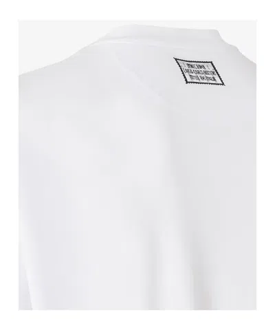 Fendi Stamp Crew Neck Patch Detail Short Sleeves In White