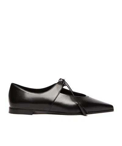 Max Mara Smooth Leather Ballet Flats In Black