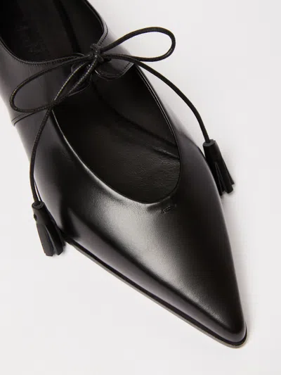 Max Mara Smooth Leather Ballet Flats In Black