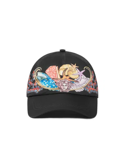 Versace Casquette De Baseball Coral Theatre In Black