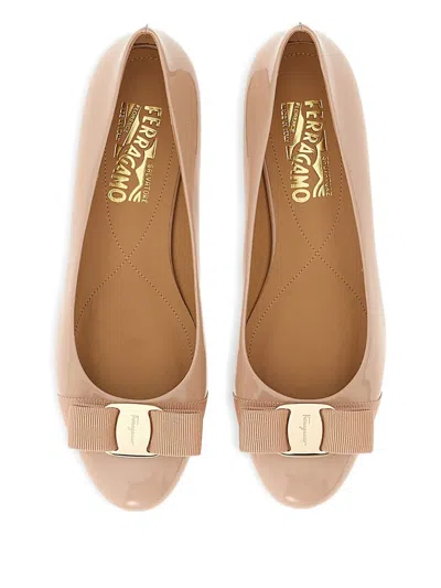 Ferragamo Varina Nappa Leather Ballet Flats In Macaroons