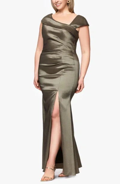 Xscape Evenings Stretch Taffeta Trumpet Gown In Brown