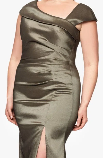 Xscape Evenings Stretch Taffeta Trumpet Gown In Brown