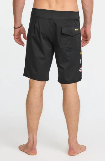 Quiksilver Men's Pacifico Straight Leg 18.5 Boardshorts In Black