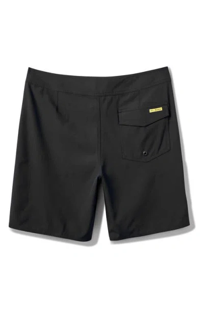 Quiksilver Men's Pacifico Straight Leg 18.5 Boardshorts In Black