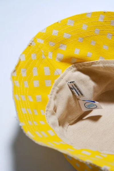 Dance Happy Grid Bucket Hat