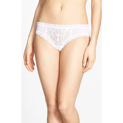 Natori Feathers Hipster Briefs In White
