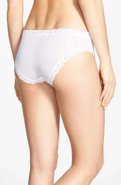 Natori Feathers Hipster Briefs In White