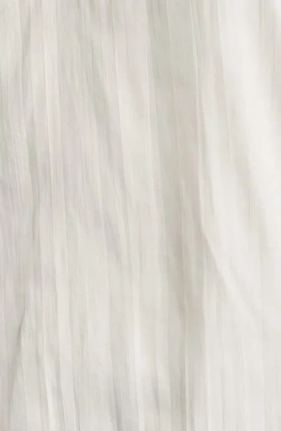 Rails Calista Floral Flutter Sleeve Top In White