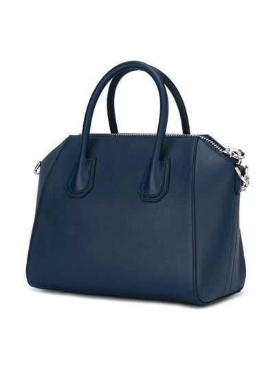 Shop Givenchy Kleine 'antigona' Handtasche In Blue