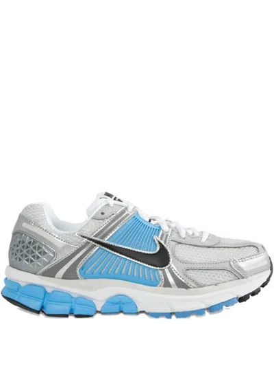 Nike Zoom Vomero 5 Sneakers In White And Blue