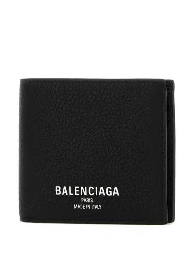 Balenciaga Men Black Bi-fold Wallet With Logo Lettering On The Front In Grained Leather Man In Black