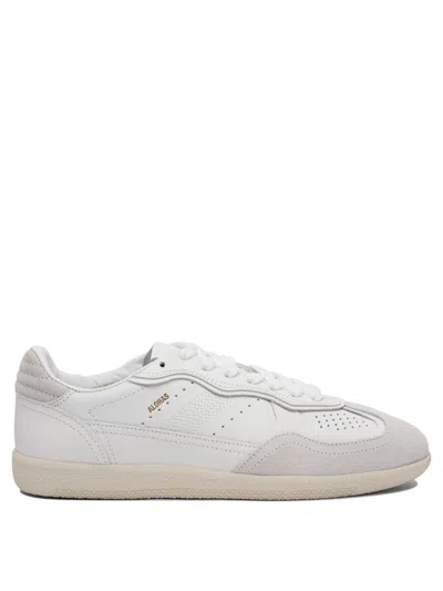 Alohas Sneakers & Slip-on