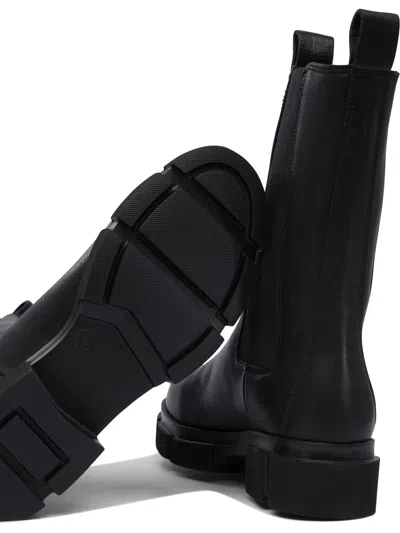 Copenhagen Black Ankle Boots With Elastic Side Panels In Black