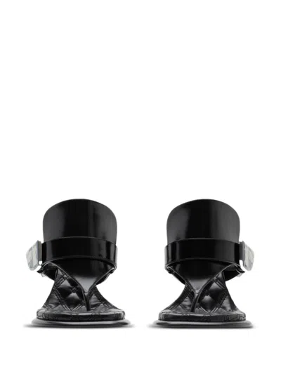 Burberry Black Leather Bay Thong Mules In Black
