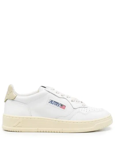 Autry Medalist Leather Low-top Sneakers In White