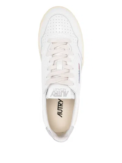 Autry Low Platform Sneaker With Contrast Sole