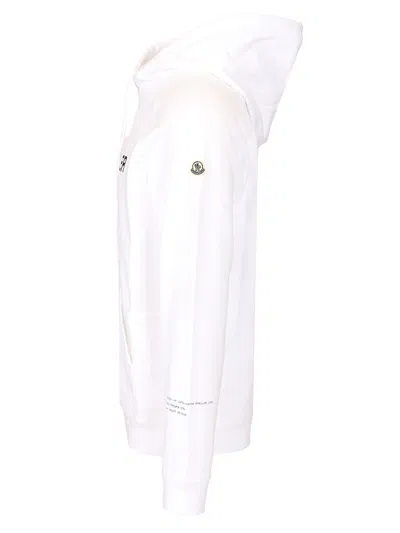Moncler Genius Moncler X Fragment Hiroshi Fujiwara Relaxed Fit Hoodie With Cartoon Logo And Drawstring Hood In White