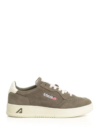 Autry Low-top Suede Sneakers With Rubber Sole And Lace-up Closure In Green