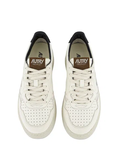 Autry "medalist" Low Sneaker In Multi