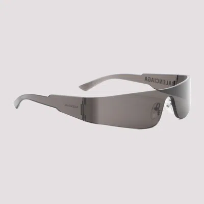 Balenciaga Black Mono Rectangle Sunglasses In Gray