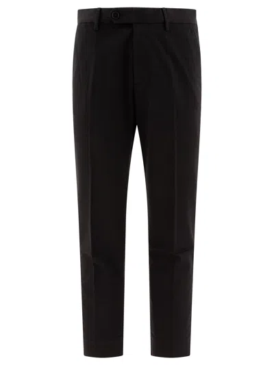 Nn07 Flap-pockets Trousers In Black