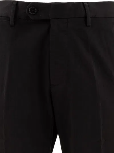 Nn07 Flap-pockets Trousers In Black