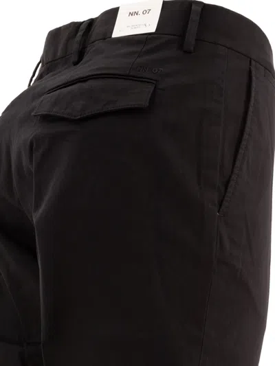 Nn07 Flap-pockets Trousers In Black