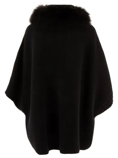 Giovi Elegant Wool And Cashmere Poncho For Women In Black