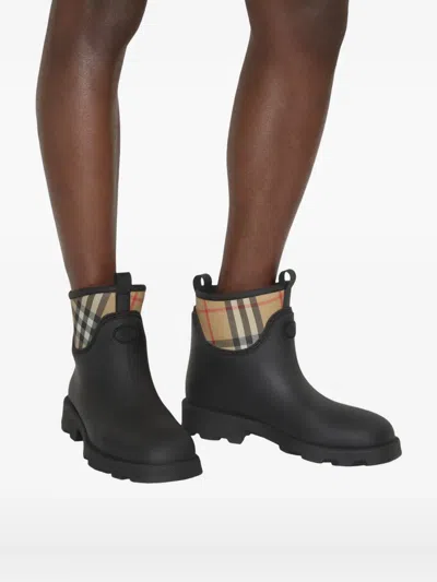 Burberry Marsh Stamp Rubber Ankle Boots In Black
