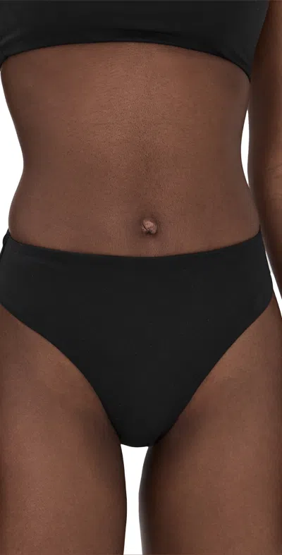 Éterne Kaia Bikini Bottom In Black